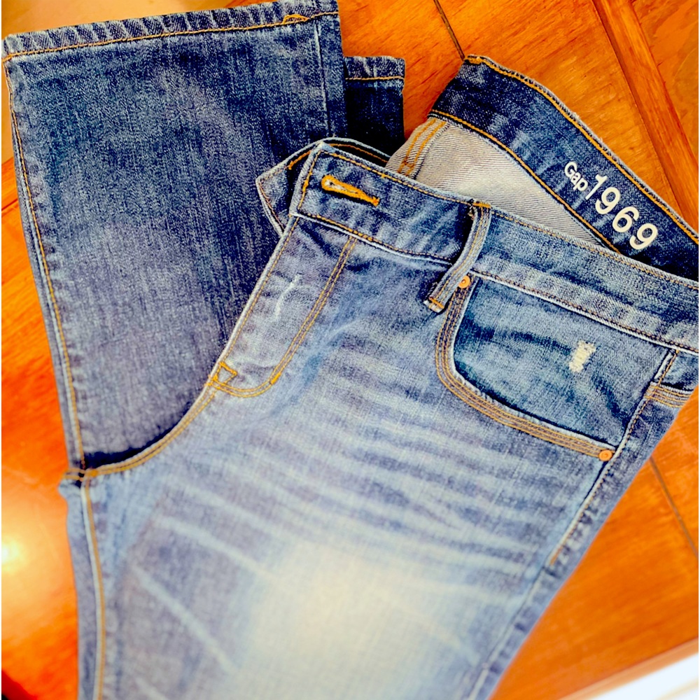 Gap 1969 Sexy Boyfriend Jeans